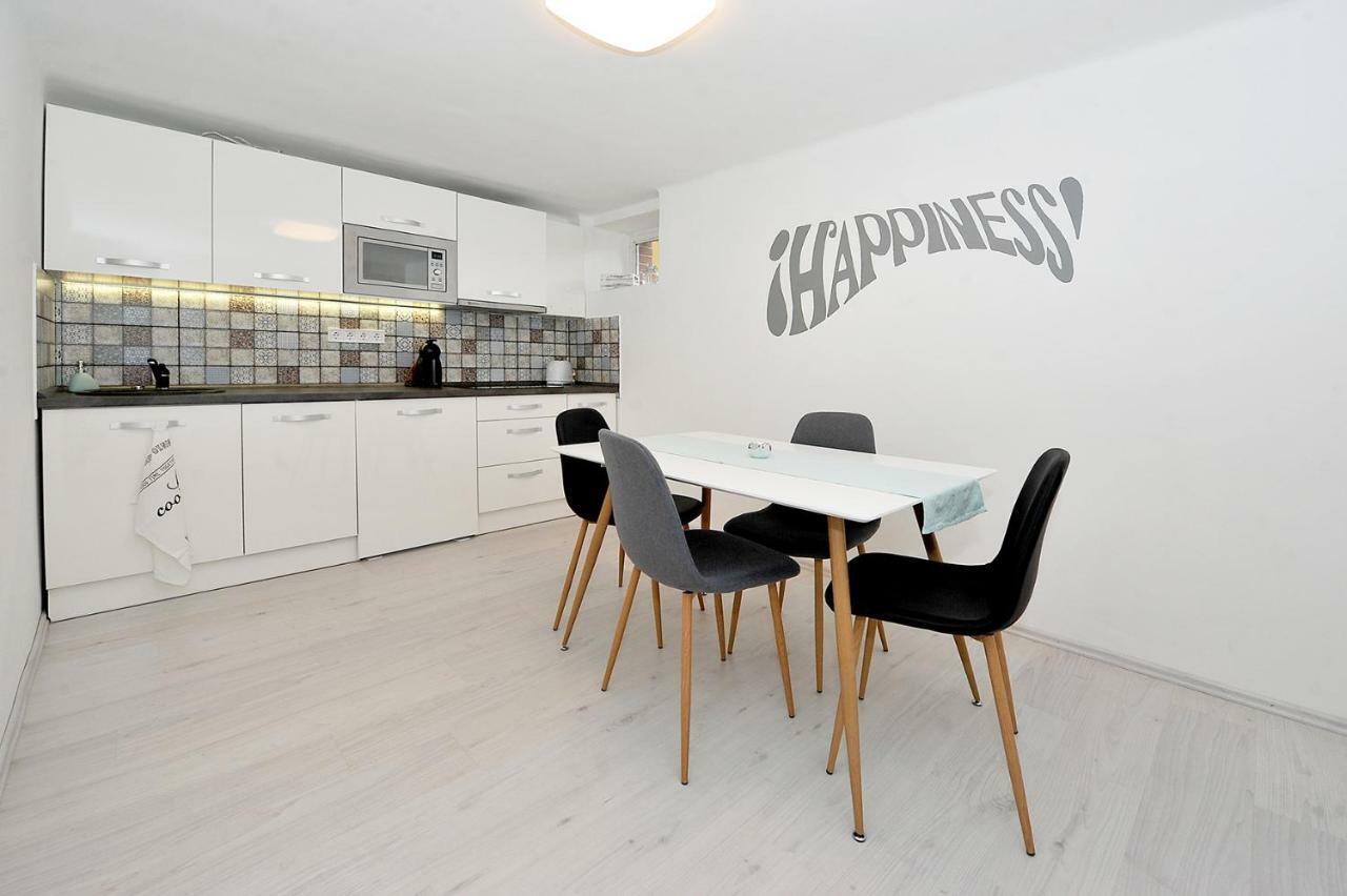 Pure Apartman Peçuy Dış mekan fotoğraf